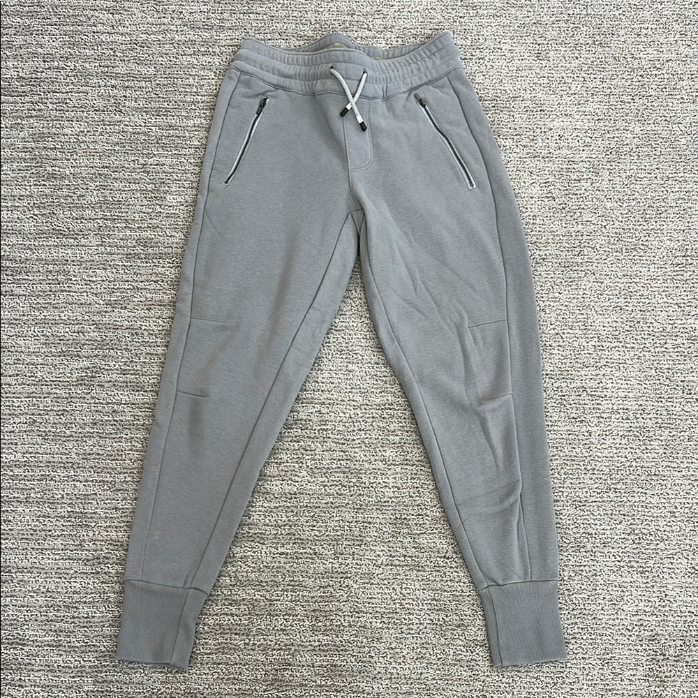 Fundamental Coast Gray Jogger Sweatpants Medium